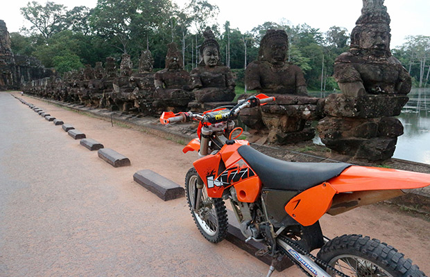 The Great Wall of Angkor Wat Motorbike Adventure